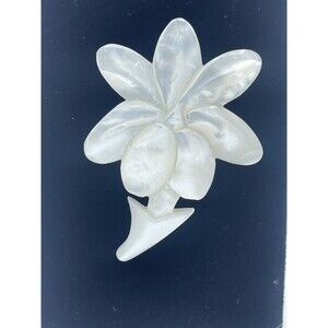 Vintage Depose White Carved Flower Brooch